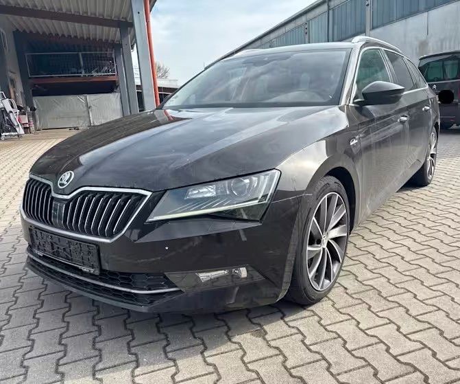 Skoda Superb 174.050 km 16.991 &euro; Neunkirchen 57290