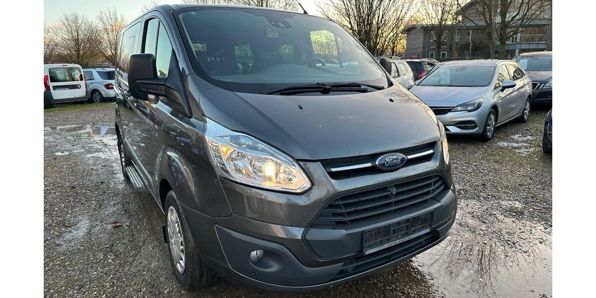 Ford Tourneo Custom 266.000 km 9.900 &euro; Kiel 24145