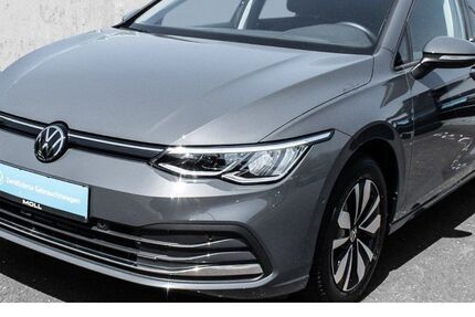 VW Golf 13.748 km 24.490 &euro; Düsseldorf 40474