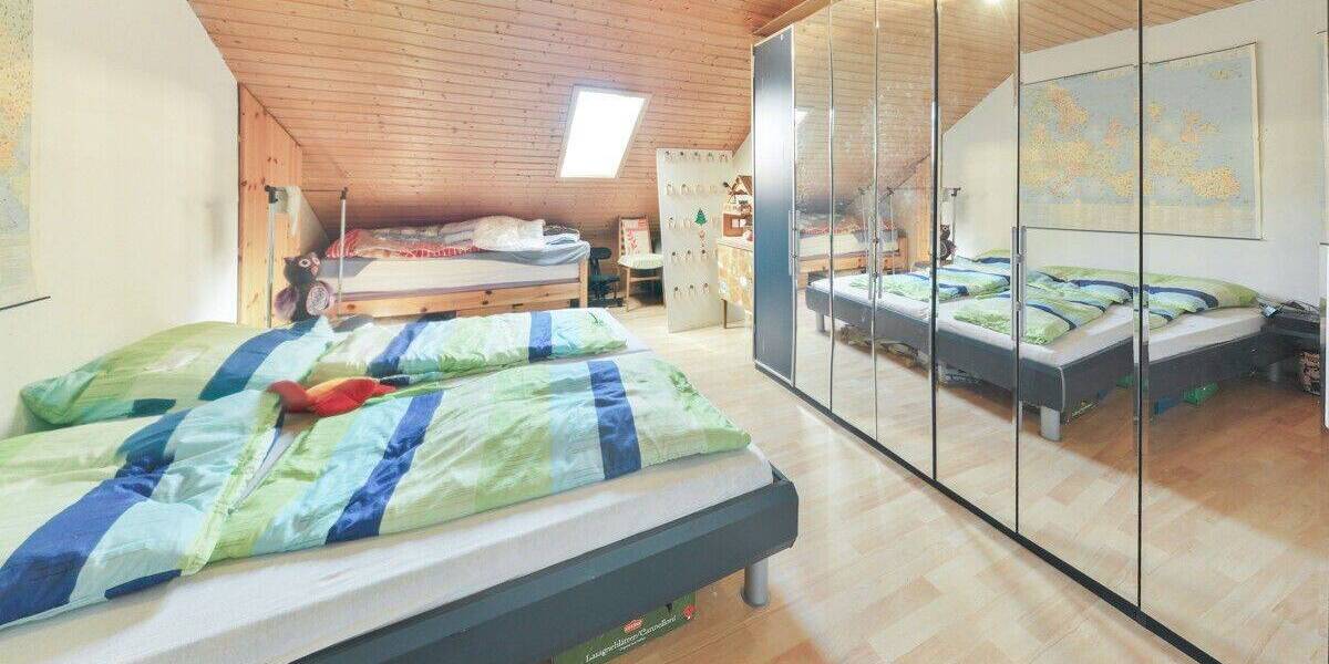 Einfamilienhaus Röttenbach - 7 Zimmer, 178 m&sup2;, 419.000&euro; | Angebot:26804952