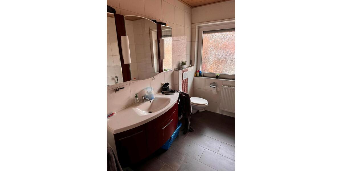 Einfamilienhaus Saterland - 6 Zimmer, 120 m&sup2;, 850&euro; | Angebot:26607176