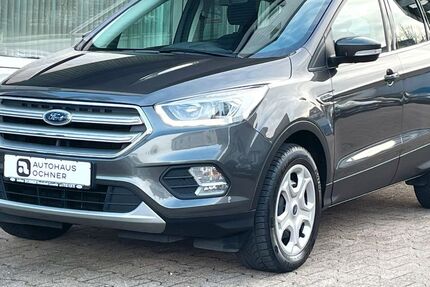 Ford Kuga 82.200 km 15.900 € Straubenhardt 75334