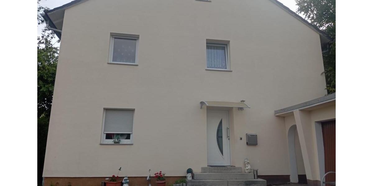 Zweifamilienhaus 8 zimmer