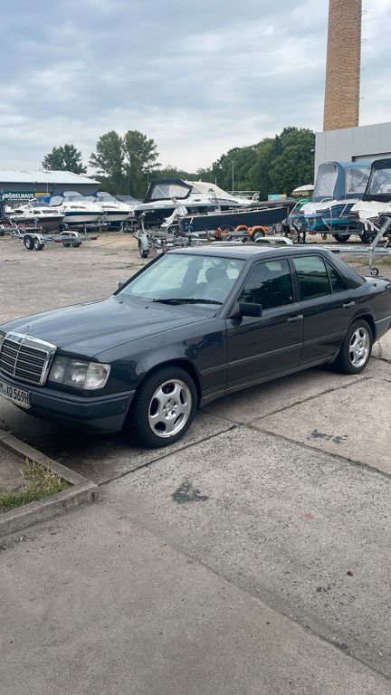 Mercedes-Benz 300 259.000 km 6.500 € Nuthetal 14558
