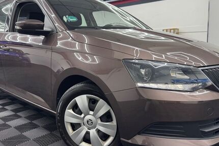 Skoda Fabia 149.000 km 7.499 &euro; Dillenburg 35683