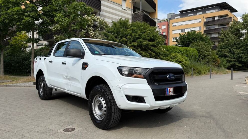 Ford Ranger 317.034 km 10.990 € Frankfurt am Main 60486