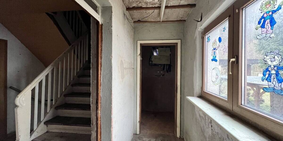 Mehrfamilienhaus, Wohnhaus Blieskastel / Niederwürzbach Niederwürzbach - 5 Zimmer, 100 m&sup2;, 69.000&euro; | Angebot:25984400