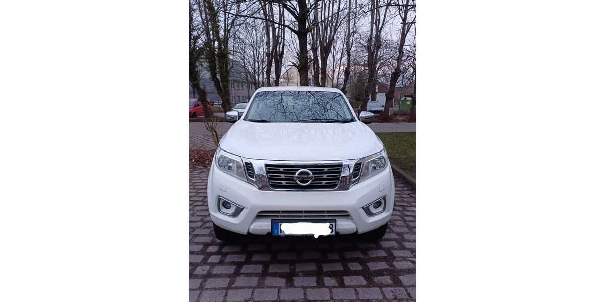 Nissan Navara 270.000 km 11.900 &euro; Bredstedt 25821