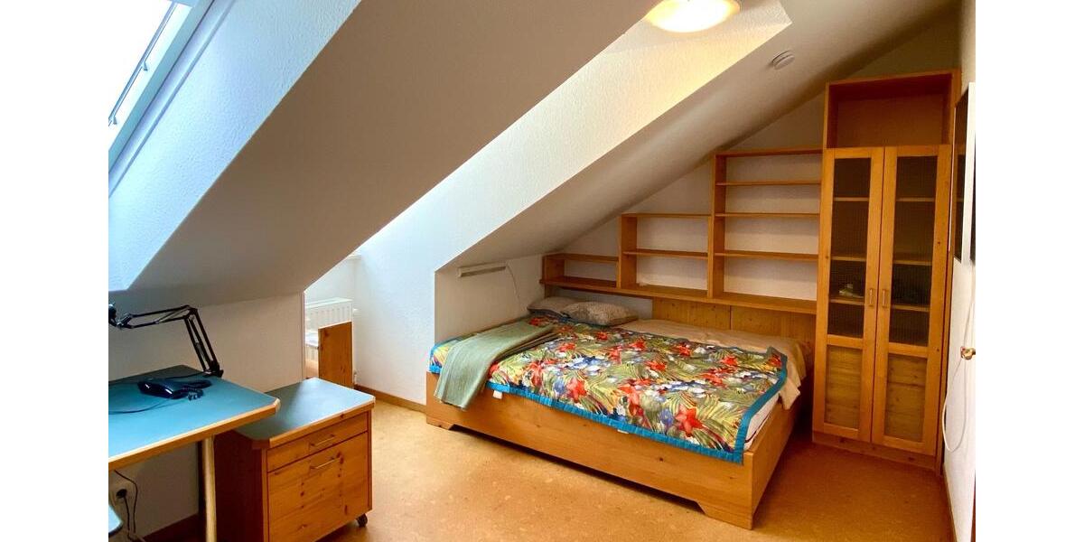 Dachgeschoßwohnung München Schwabing-Freimann - 2 Zimmer, 47 m&sup2;, 1.100&euro; | Angebot:24952496