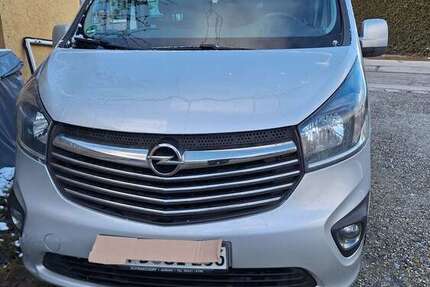 Opel Vivaro 218.000 km 11.500 &euro; Fürstenfeldbruck, GKSt 82256