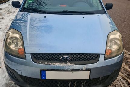 Ford Fiesta 152.000 km 2.800 &euro; Mittweida 09648