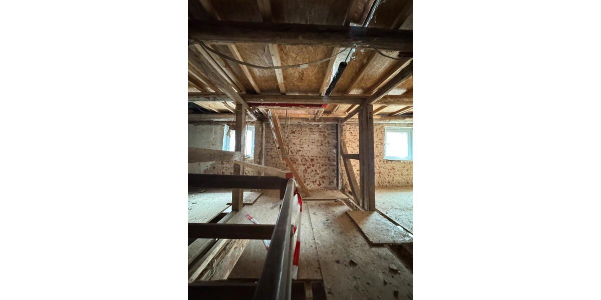Einfamilienhaus Boffzen - 8 Zimmer, 1.000 m&sup2;, 129.000&euro; | Angebot:26416224