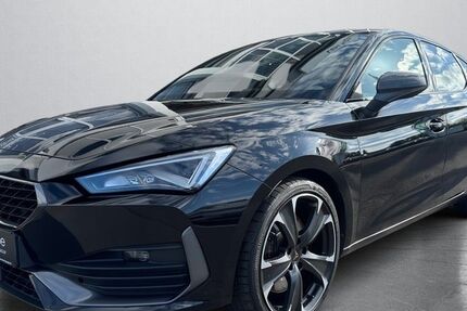 Cupra Leon 33.011 km 27.990 &euro; Daun 54550