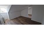 Etagenwohnung Glauchau - 4 Zimmer, 85 m&sup2;, 420&euro; | Angebot:26676975