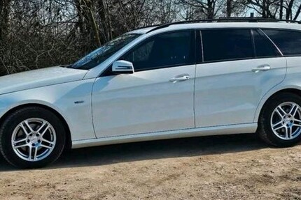 Mercedes-Benz E 220 279.999 km 10.999 &euro; Oranienburg 16515