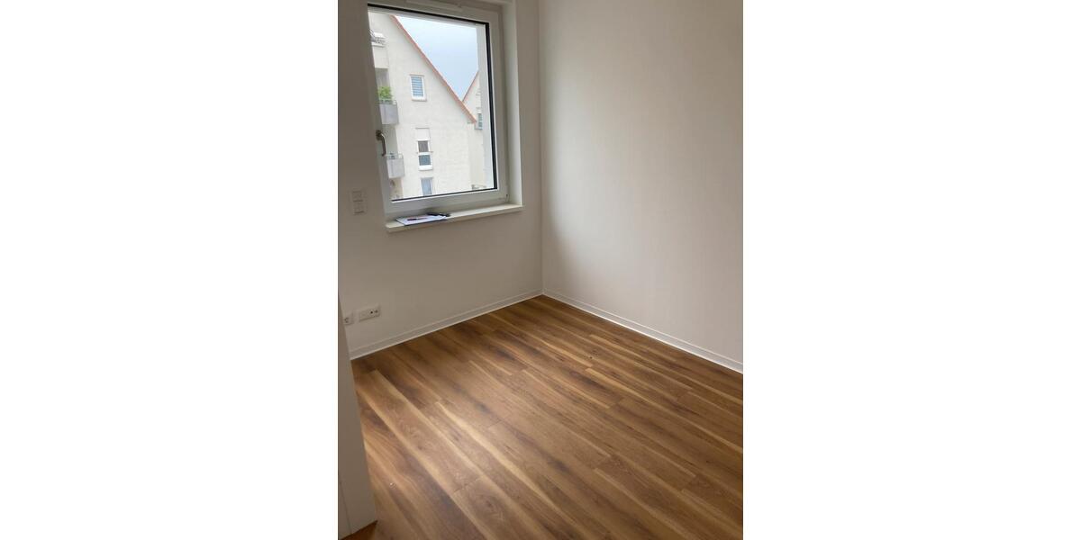 Etagenwohnung Wilsdruff - 1 Zimmer, 31 m&sup2;, 442&euro; | Angebot:13314820