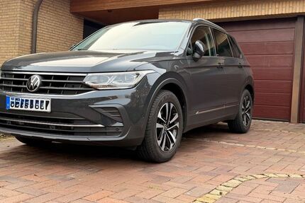 VW Tiguan 37.987 km 24.999 &euro; Winsen 29308