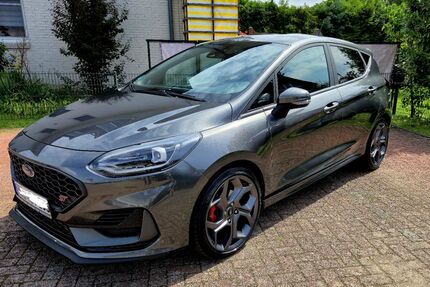 Ford Fiesta 11.300 km 23.200 € Dallgow-Döberitz, OT Seeburg 14624