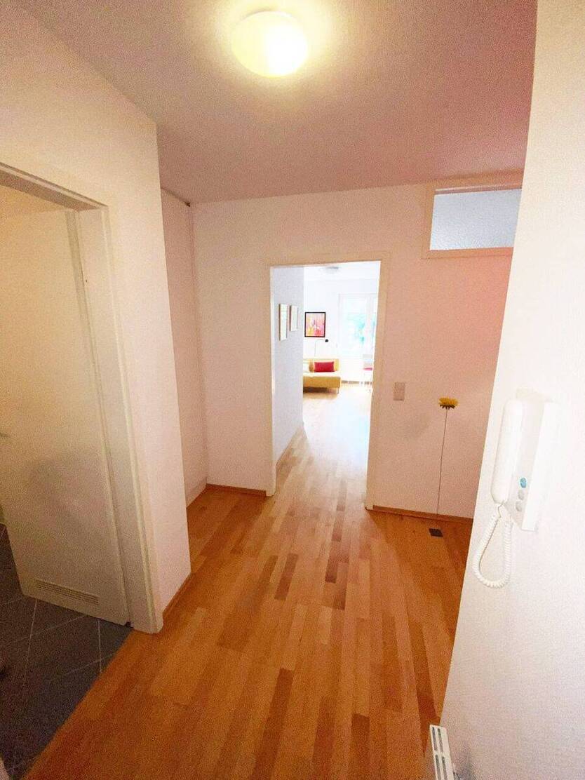 Luxuriöse ETW, S-West, Top Lage, WFL 49,16qm, Bj.88, 1 TG, 1 Kitchenette, üb. Terrasse, Garten, lux. Modern., Parkettböden, kurzf. Bezug 1 zimmer