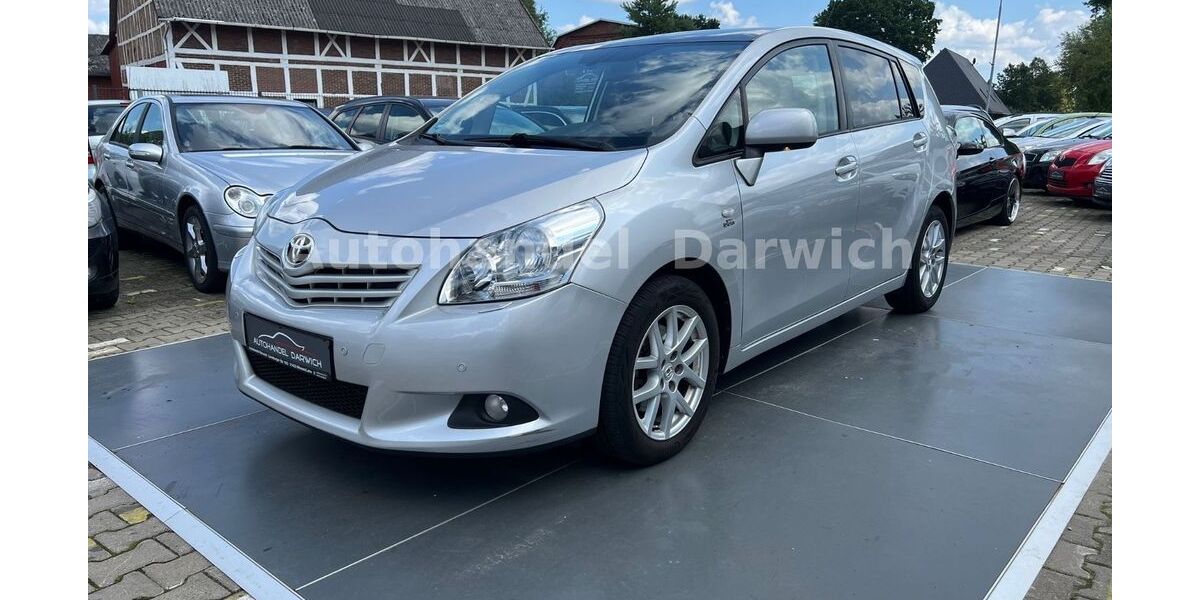 Toyota Verso 174.900 km 7.490 &euro; Winsen Luhe 21423
