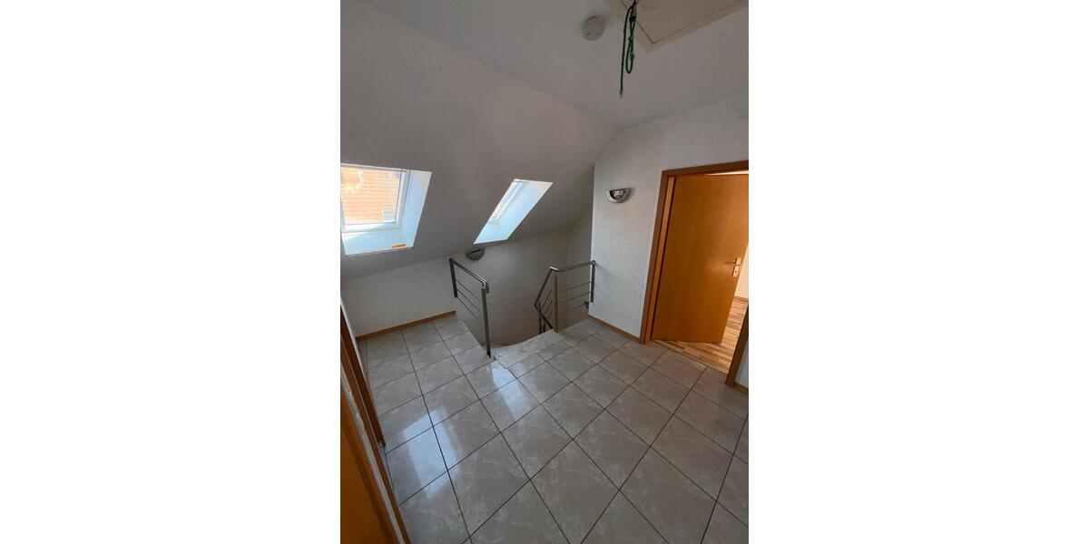 Etagenwohnung Pritzwalk - 6 Zimmer, 160 m&sup2;, 1.200&euro; | Angebot:26412835