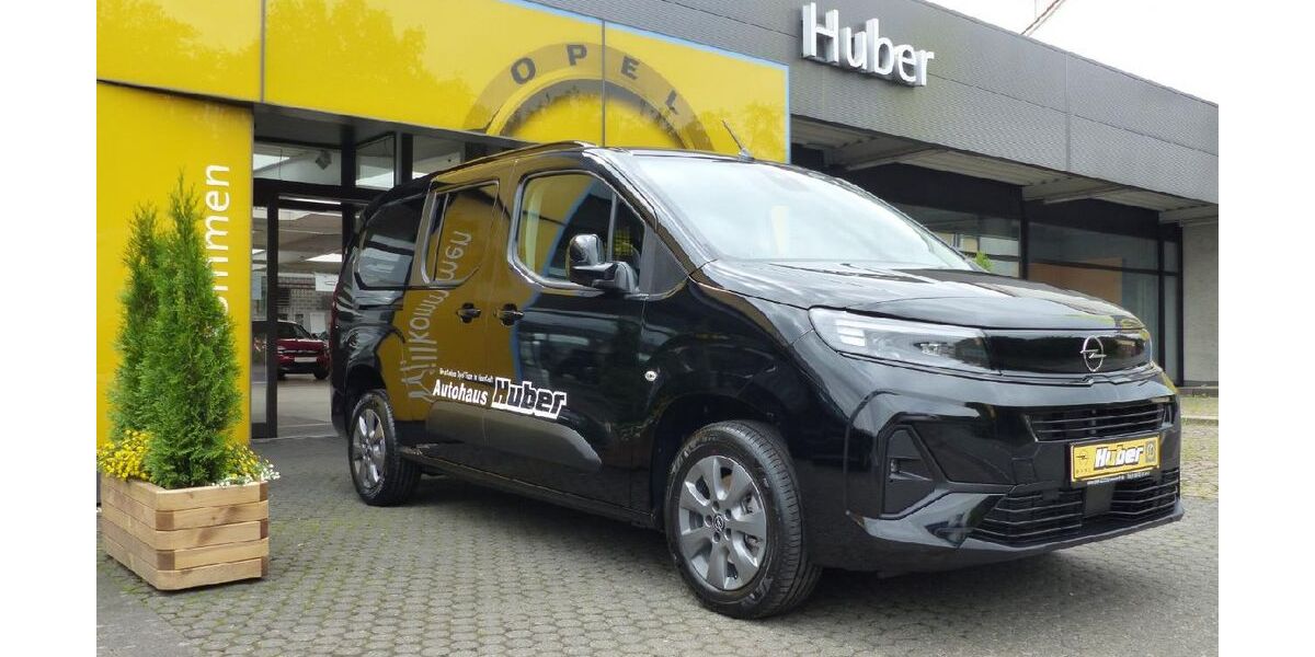 Opel Combo 1.100 km 25.950 &euro; Neustadt 35279