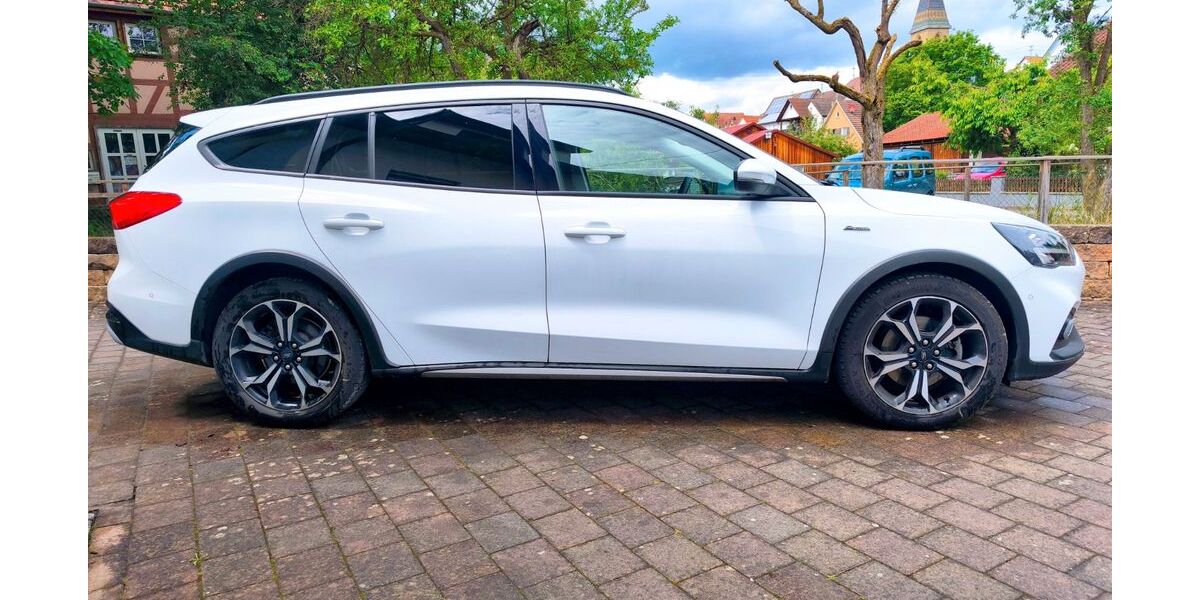 Ford Focus 46.500 km 16.800 &euro; Rottenburg 72108