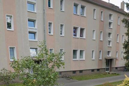 Nachmieter für 3-RaumWohnung in Kunersdorf, Block