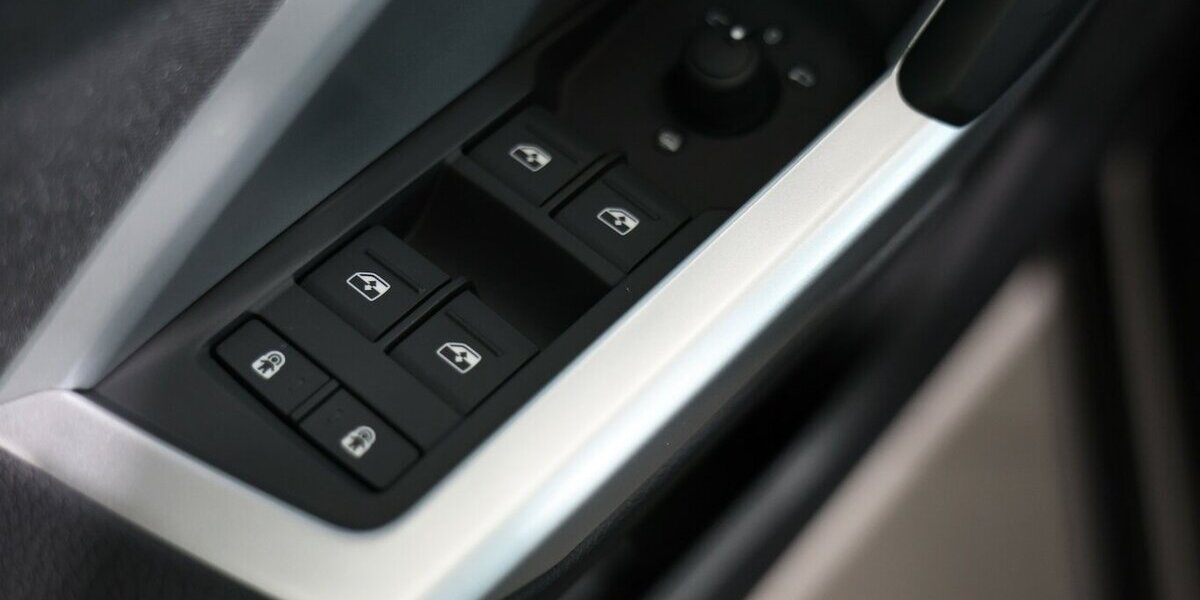 Audi Q3 35 TFSI / LED, VIRTUAL-COCKPIT, APPLE+ANDROID 15.000 km 29.777 &euro; Hamm 59077