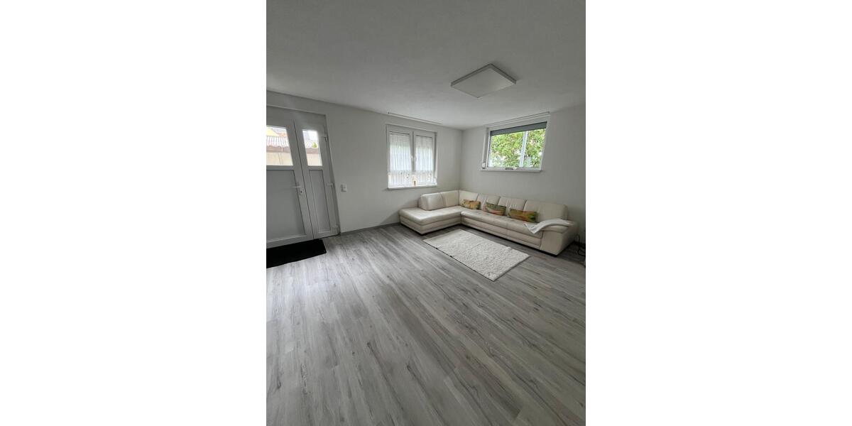 Erdgeschoßwohnung Tuttlingen - 1 Zimmer, 50 m&sup2;, 650&euro; | Angebot:26326687