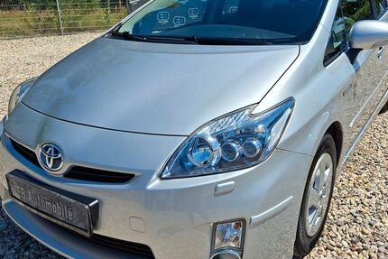 Toyota Prius 213.000 km 6.999 &euro; Bitterfeld-Wolfen OT Wolfen 06766