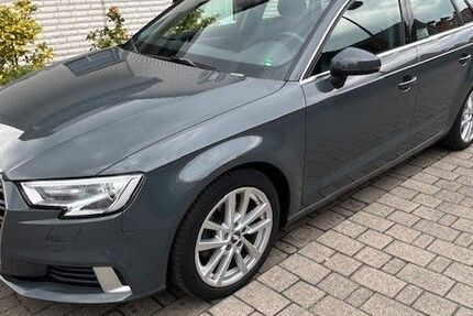 Audi A3 77.700 km 18.750 &euro; Lingen (Ems) 49808
