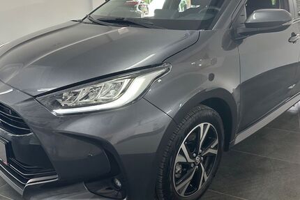 Toyota Yaris 5.900 km 22.800 &euro; Stolberg 52224