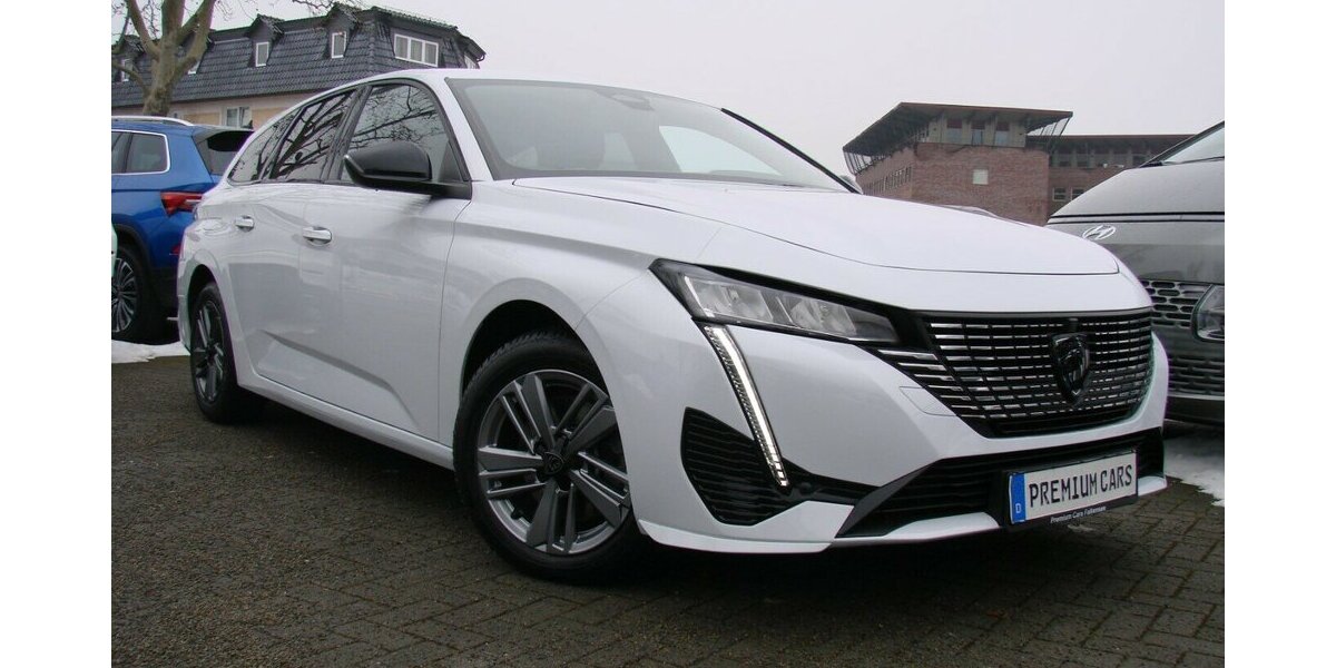 Peugeot 308 1.5L Allure ACC AHK LED Navi Kamera 34.524 km 23.980 &euro; Falkensee 14612