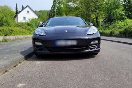 Porsche Panamera 132.500 km 29.999 &euro; Birken (Windhagen) 53578