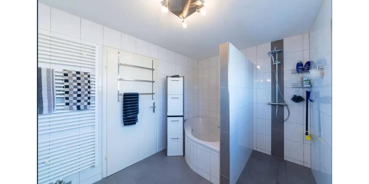 Einfamilienhaus Immendingen - 7.5 Zimmer, 234 m&sup2;, 1.850&euro; | Angebot:26039595