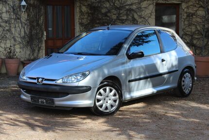 Peugeot 206 193.000 km 1.499 &euro; Berlin 10317