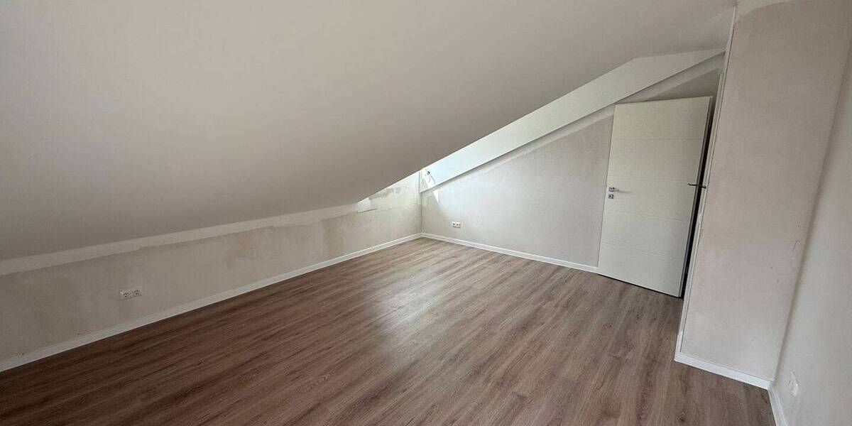 Doppelhaushälfte Aurich Walle - 5 Zimmer, 107 m&sup2;, 319.000&euro; | Angebot:26391661