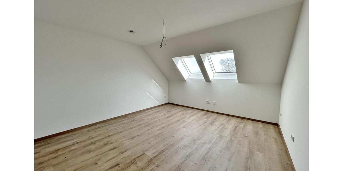 Einfamilienhaus Stuhr - 6 Zimmer, 205 m&sup2;, 2.100&euro; | Angebot:25477673