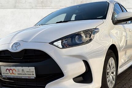 Toyota Yaris 10.135 km 20.990 &euro; Schwerin 19057