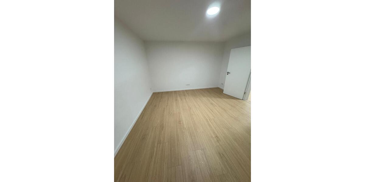 Etagenwohnung Marburg Marbach - 3 Zimmer, 90 m&sup2;, 1.150&euro; | Angebot:26342875