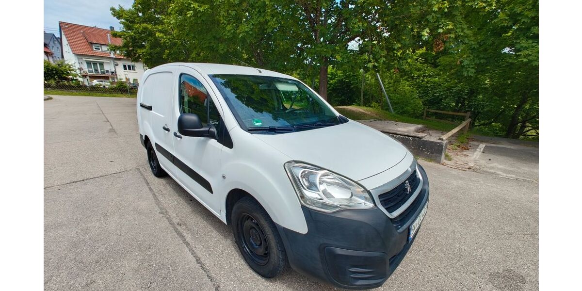 Peugeot Partner 622.000 km 2.750 &euro; Spiegelberg 71579