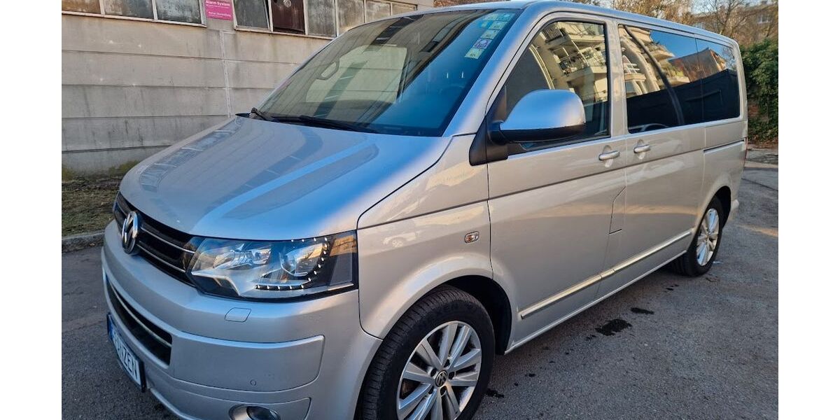 VW T5 Transporter 129.000 km 23.990 &euro; Berlin 13585