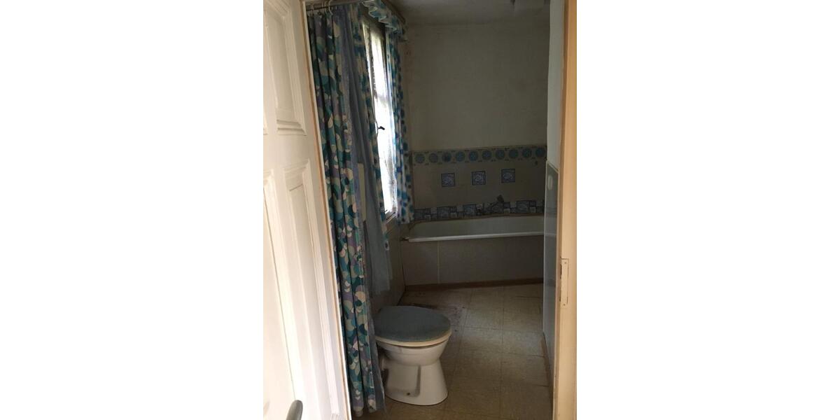 Mehrfamilienhaus, Wohnhaus Cochem - 8 Zimmer, 190 m&sup2;, 75.000&euro; | Angebot:23701526