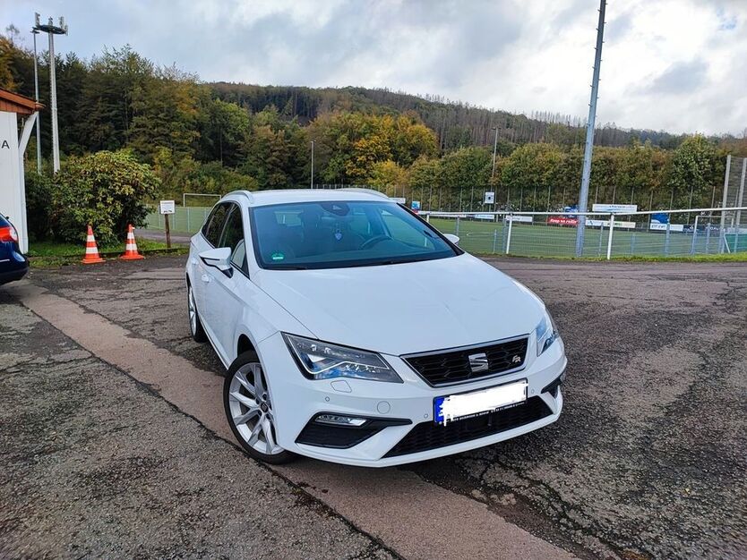 Seat Leon 114.000 km 12.400 € Gummersbach 51647