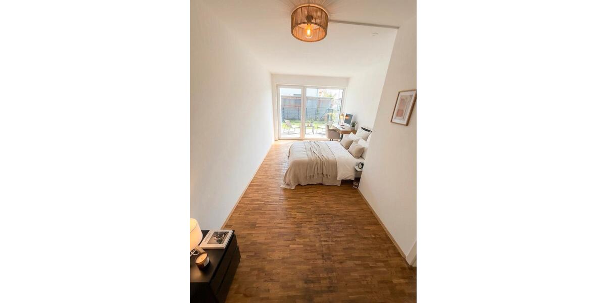 Erdgeschoßwohnung Augsburg - 5 Zimmer, 20 m&sup2;, 600&euro; | Angebot:25638263