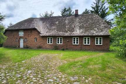 Haus Risum-Lindholm Lindholm - 6 Zimmer, 225 m&sup2;, 295.000&euro; | Angebot:24977406