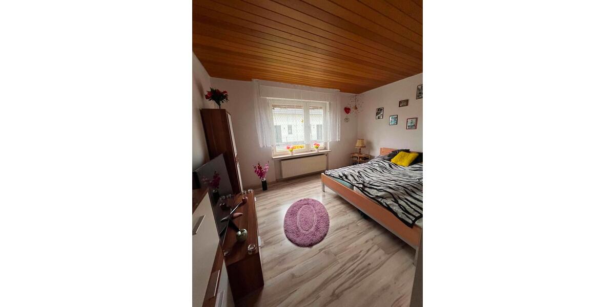 Einfamilienhaus Melle - 7 Zimmer, 270 m&sup2;, 300.000&euro; | Angebot:26978063