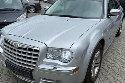 Chrysler 300C 276.500 km 4.990 € Berlin 12277
