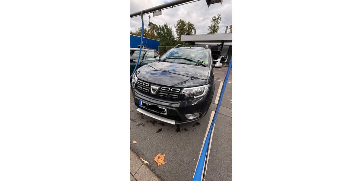 Dacia Sandero 110.000 km 6.900 &euro; Berlin 12437